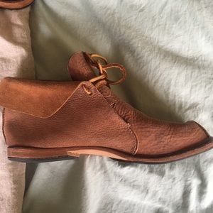 Cydwoq leather shoes. Size 37 (~womens size 7.5).